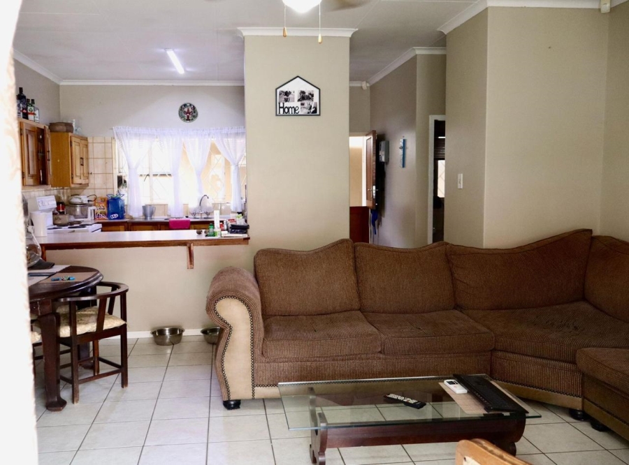 2 Bedroom Property for Sale in Rustenburg Central North West